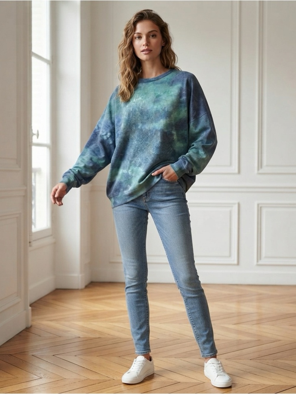 Windsor Blue Green Tie-Dye Sweatshirt with Light Wash Skinny Jeans